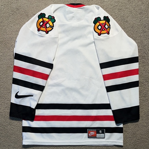 Chicago Blackhawks Nike 90’s Jersey - Picture 2 of 4
